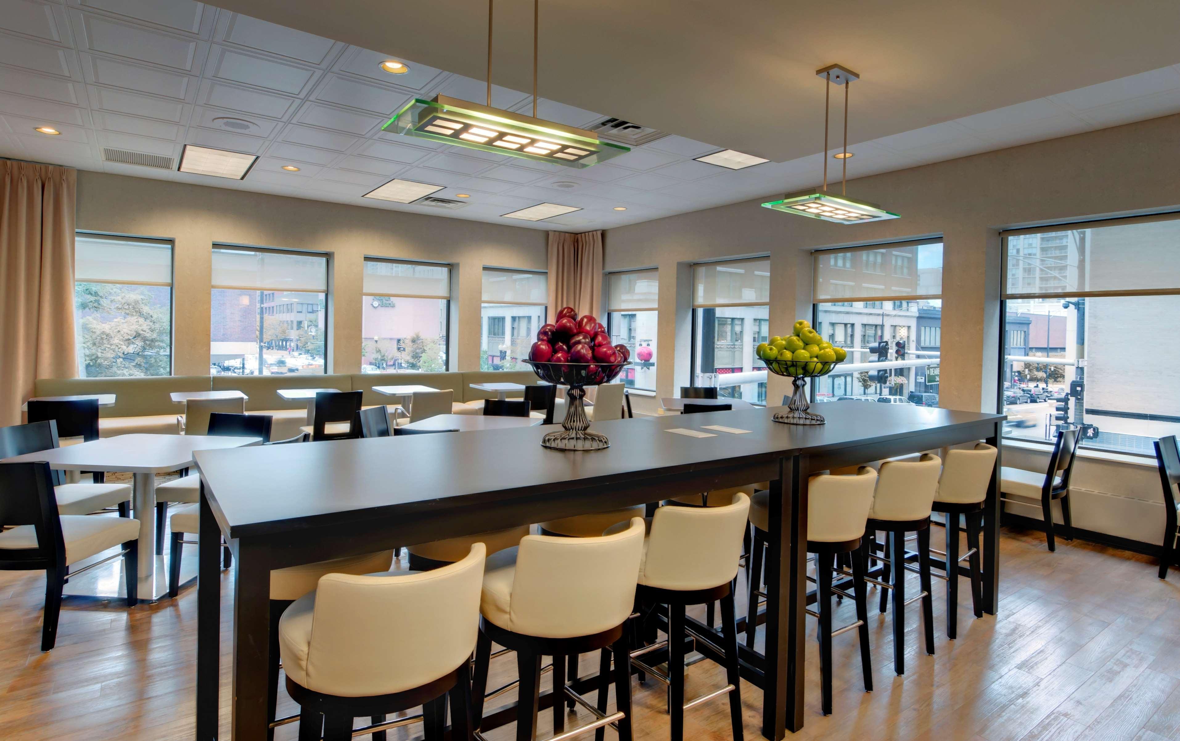 Hampton Inn & Suites Chicago-Downtown Étterem fotó